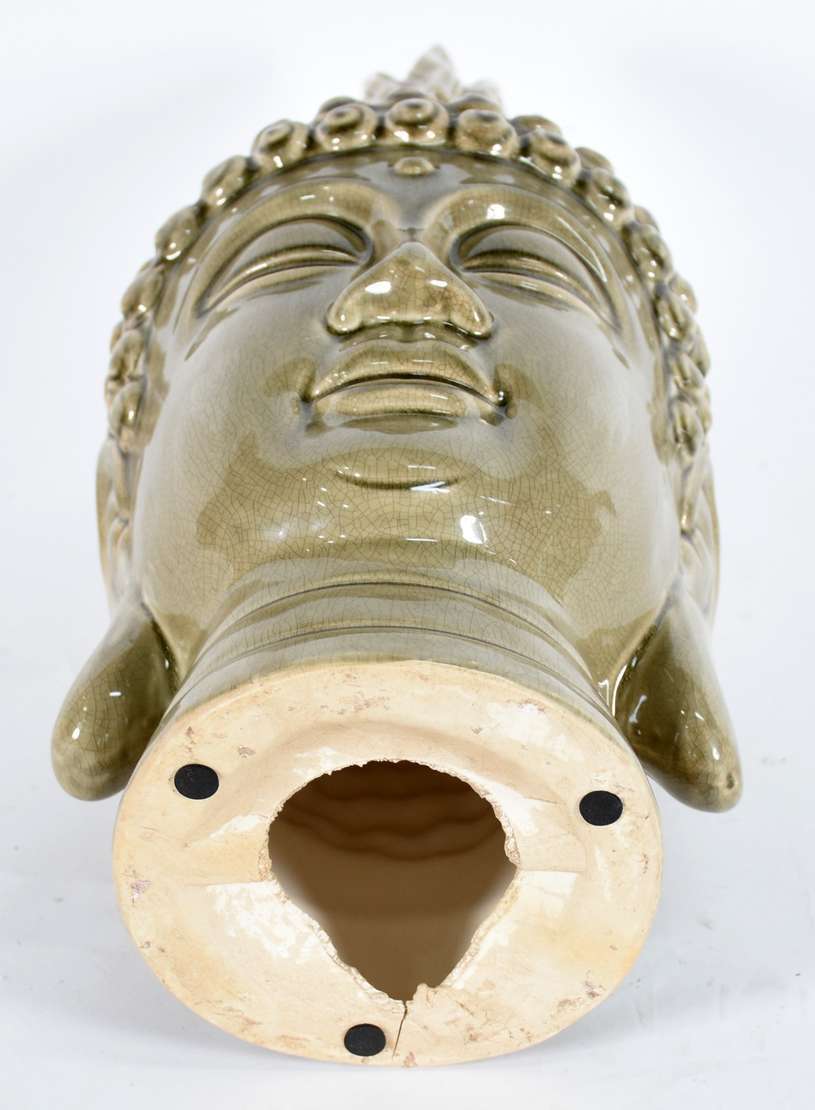 Cabeça de Buda de cerâmica vitrificada. - Cabeça de Buda de cerâmica vitrificada. Cabeça de Buda de cerâmica vitrificada. - Cabeça de Buda de cerâmica vitrificada.
