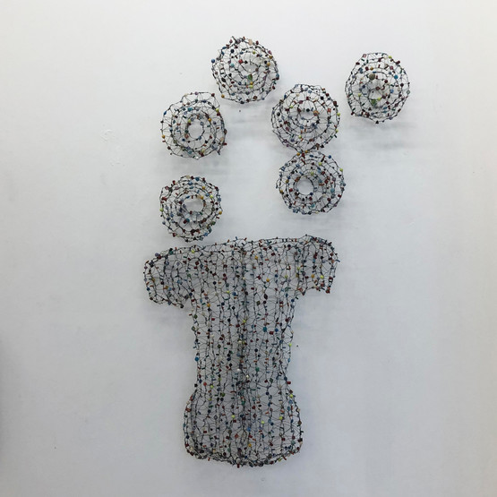 Luiz Hermano (1954), RESPIRO, 2011 - Arame e capacitor<br>Possui certificado  - Luciana Caravello Arte Contemporânea Luiz Hermano (1954), RESPIRO, 2011 - Arame e capacitor<br>Possui certificado  - Luciana Caravello Arte Contemporânea