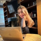 Dr. Laura Esguerra R.
