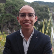Carlos Mario Echeverria Palacio, Neurólogo pediatra Bogotá