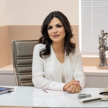 Jacqueline de Almeida Melo, Dermatologista Trindade