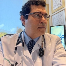 Arnaldo Martinho, Médico clínico geral Santos