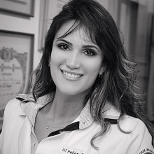 Hellen Sonaly, Cirurgião plástico Rio de Janeiro