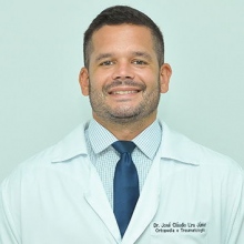 José Cláudio Lira Jr, Ortopedista - Traumatologista Vitória