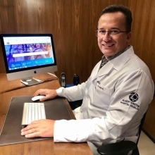 Vagner Ruiz Gil, Urologista Goiânia