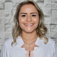 Flávia Araújo Milhomem, Médico clínico geral Belo Horizonte