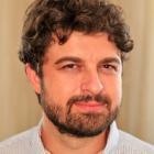 Dr. Rafael Simões