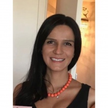 Camila Souza Farias, Médico clínico geral Goiânia