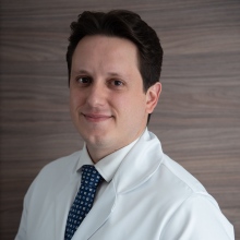 Murilo Oliveira de Almeida, Ortopedista - Traumatologista Goiânia