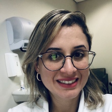 Serena Toniolli Manete, Ginecologista Curitiba