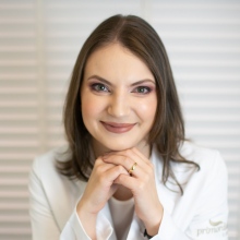 Lara Silveira Abdo Aguiar, Dermatologista Florianópolis