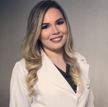 Ana Cecília Arcanjo, Dermatologista Fortaleza