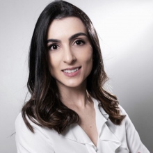 Ana Carolina de Oliveira Lago, Dermatologista Curitiba