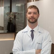 Juliano Rodrigo Martynetz, Ortopedista - Traumatologista Curitiba