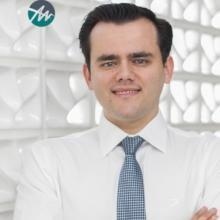 Auro Andrade Filho, Cirurgião plástico São Carlos