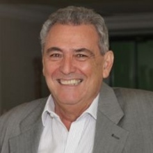 Edson Guerra, Cirurgião plástico Uberlândia