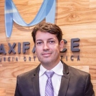 Dr. Roger Claudio de Oliveira Santos