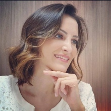 Maise Sampaio, Dermatologista Goiânia