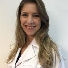 Camila Oliveira da Silveira Caires Lopes, Ginecologista Belo Horizonte