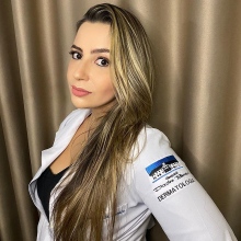 Carolyne Mendes dos Santos, Dermatologista São Paulo