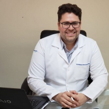 Charles Name De Dominicis, Dermatologista Paranaguá