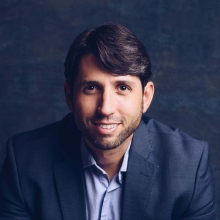 Victor Sanjuan, Cirurgião plástico Salvador