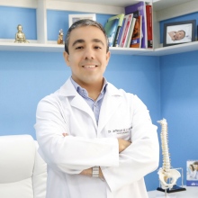Jefferson Bruno Figueiredo Moreira, Neurocirurgião São Paulo