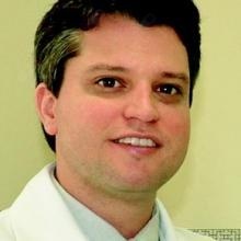 Matheus Schmidt Soares, Neurocirurgião Passos