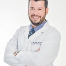 Ricardo De Biase, Cirurgião buco-maxilo-facial Recife