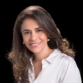 Soraya Souza Santos, Oftalmologista Camaçari