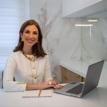 Leticia Dexheimer, Dermatologista Porto Alegre