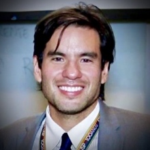 Flavio Shinzato, Oftalmologista São José dos Campos