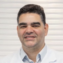 André Luís Lopes Gomes de Siqueira, Ortopedista - Traumatologista João Pessoa