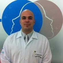 Roberto Pena Costa Baptista, Cirurgião buco-maxilo-facial Florianópolis
