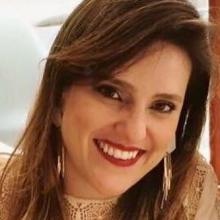 Ana Andrade Capp, Dermatologista Brasília