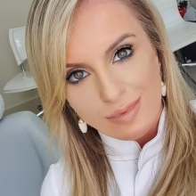 Raquel Steinwandter, Dentista Florianópolis