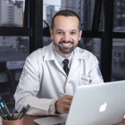 Dr. Sadi Navarro