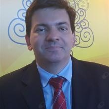 Luciano Junqueira Guimaraes, Reumatologista Brasília