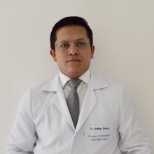 Anthony Froy Benites Condezo, Cirurgião buco-maxilo-facial São Paulo