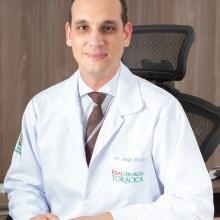 Hugo Veiga Sampaio da Fonseca, Cirurgião torácico Recife