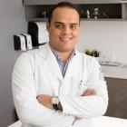 Dr. Rafael Avelino