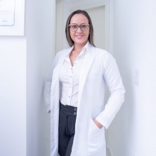 Janine Capobiango Martins, Oncologista São Paulo