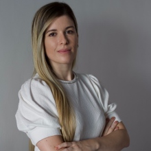 Lívia Muratori, Dermatologista Niterói