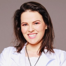 Deborah Colombo Ito, Reumatologista Curitiba