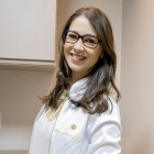 Dra. Larissa Lins Azevedo