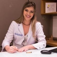 Karla Karoline Queiroz de Carvalho, Endocrinologista pediátrico Brasília