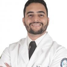 Jônatas Catunda de Freitas, Cirurgião de cabeça e pescoço Fortaleza