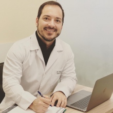 Thiago Brito, Coloproctologista Rio de Janeiro
