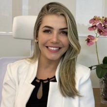 Lara Rocha de Macedo, Otorrino Goiânia