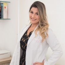Marcelle Azevedo Nossar Costa, Médico clínico geral Niterói
